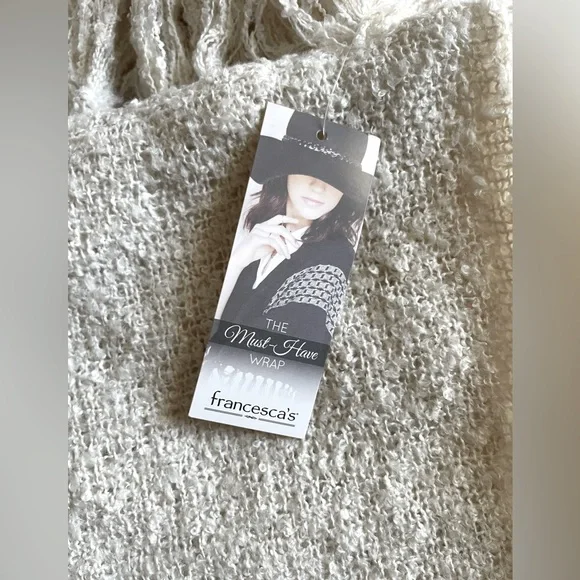 Francesca’s Must-Have Woven Fringed Wrap 50”x52”NWT - Picture 5 of 7